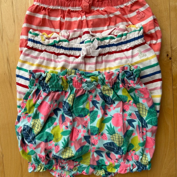 Huge bundle of 18-24 month clothes, barely worn - Picture 4 of 10